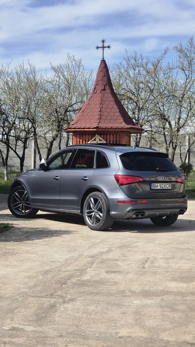 Audi SQ5 2015 3.0 313 cai BiTurbo