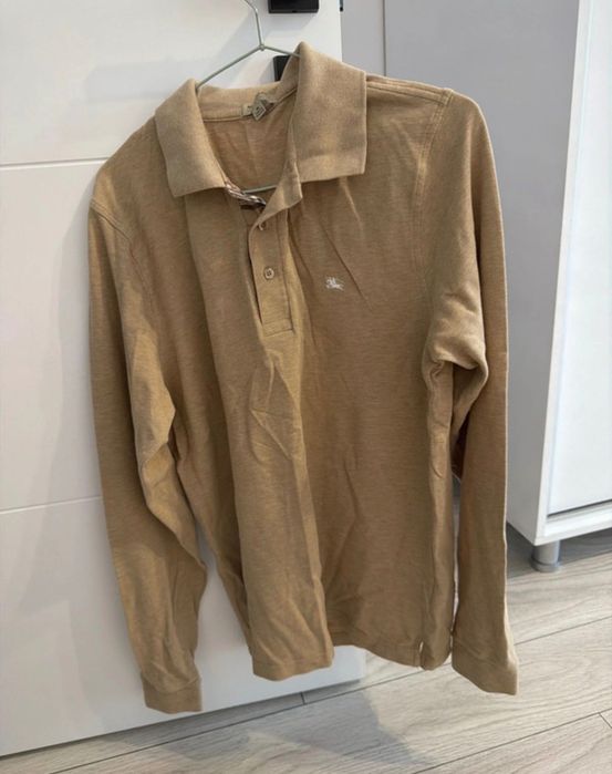 Vând bluza Burberry