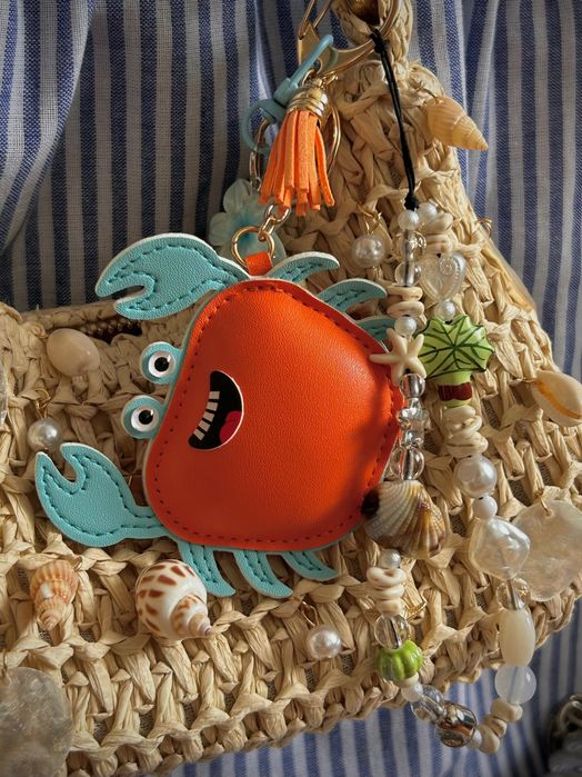 Аксесоари за чанта/ключодържатели coach черешки и други