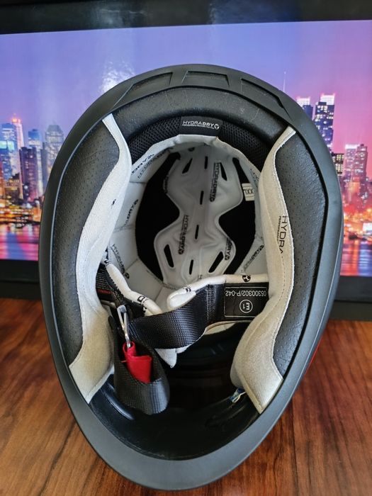 Мото шлем от бренда ICON original