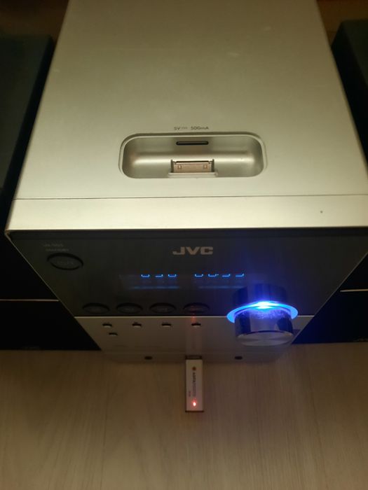 Combina muzicala JVC