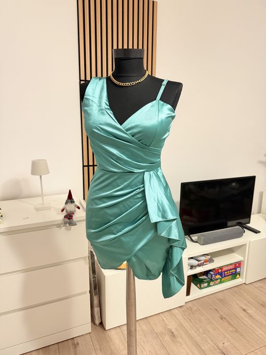Rochie turcoaz marime XS de ocazie noua
