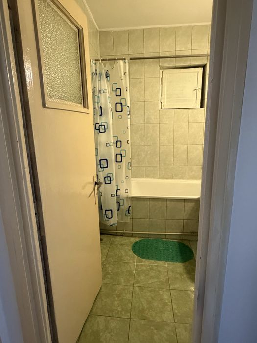 Apartament 2 camere semidecomandat