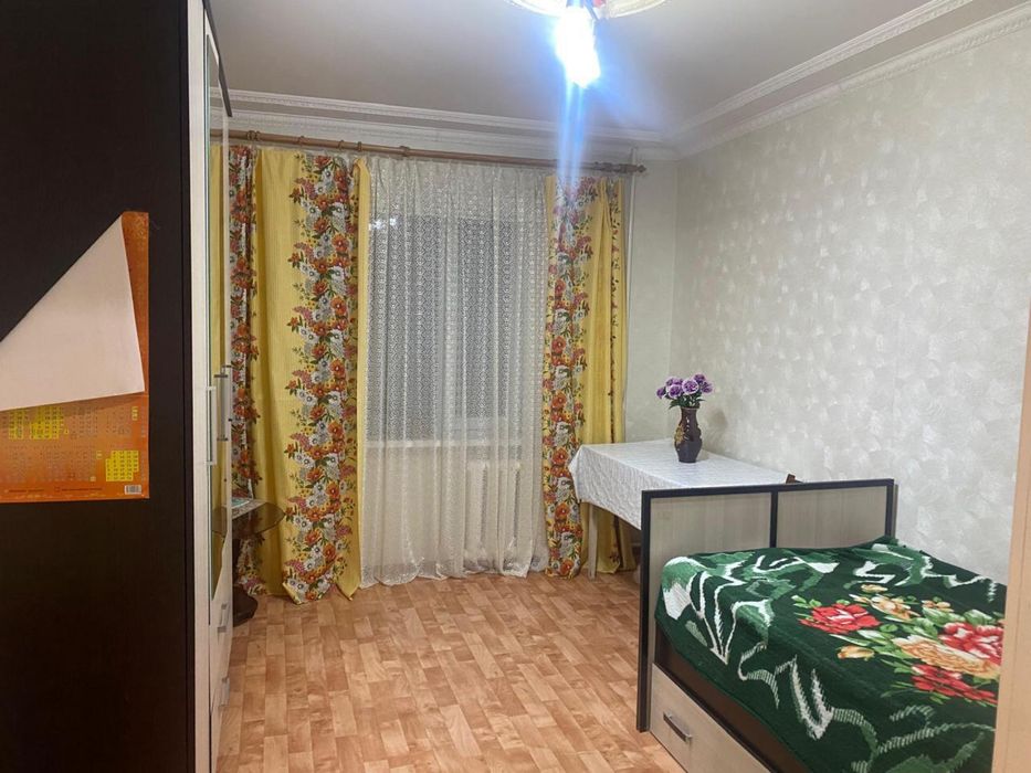 Сдам квартиру в 10 мкр.