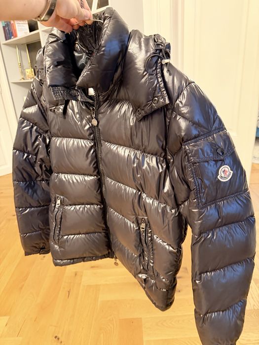 Geaca Moncler Maya - Marimea 3 - Negru lucios