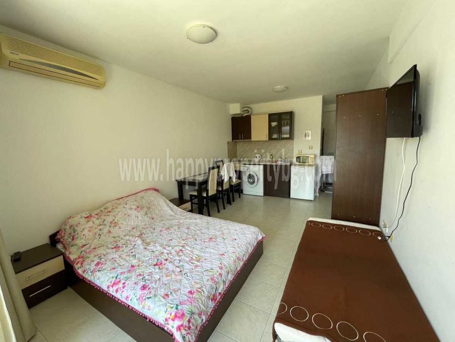 Продава се Едностаен апартамент в Свети Влас - 40 кв.м за 1300 €/кв.м - Снимка #1