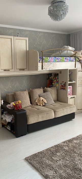 Детская двухъярусная кровать