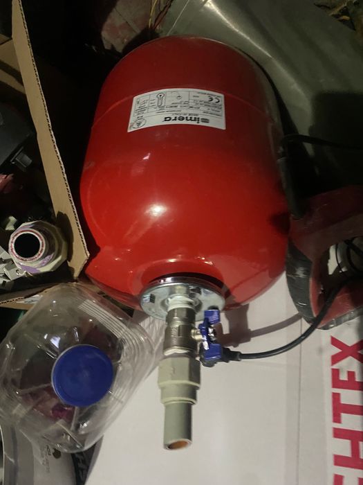 Камина,помпа и разширителен съд