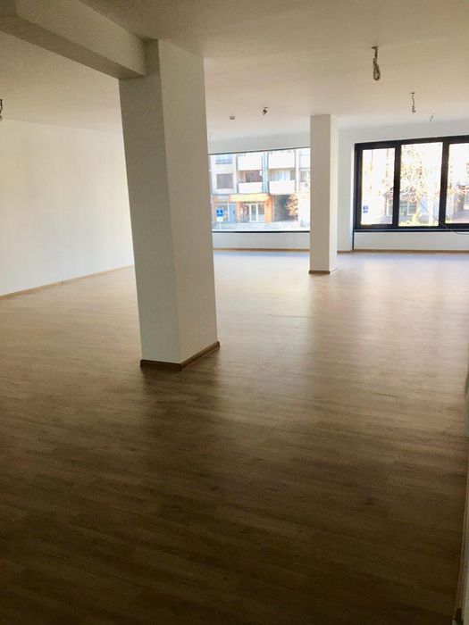 Дава се под наем Офис в Пловдив, Кършияка - 130 кв.м за 765 € - Снимка #4