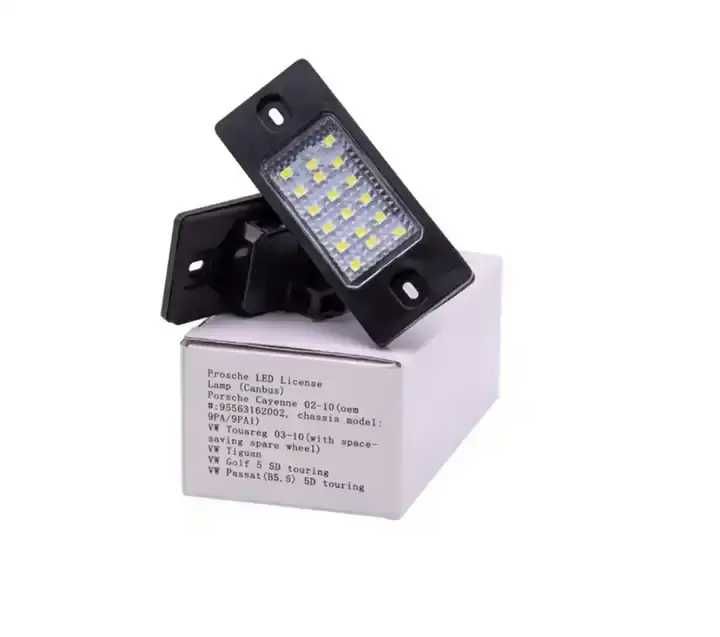 LED Плафони за Volkswagen Touareg Passat Golf Комби B5 комплект диодни