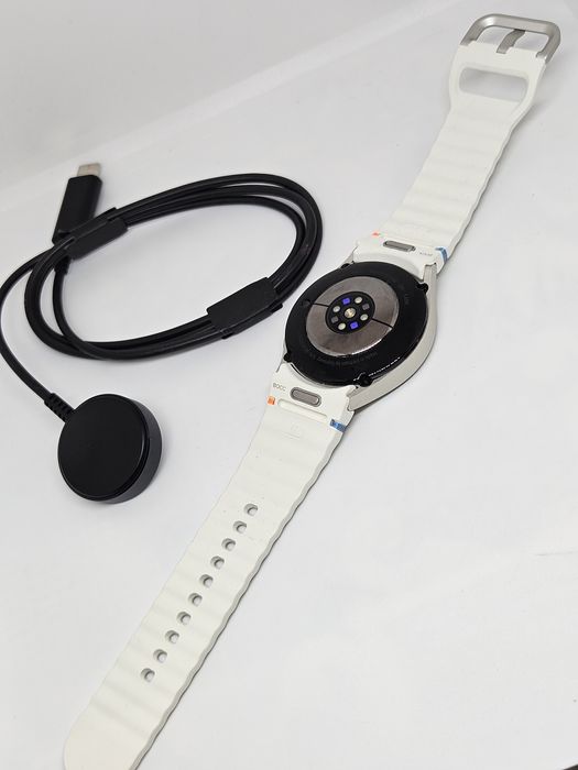 2бр Samsung Galaxy Watch 7 White/Green  44mm