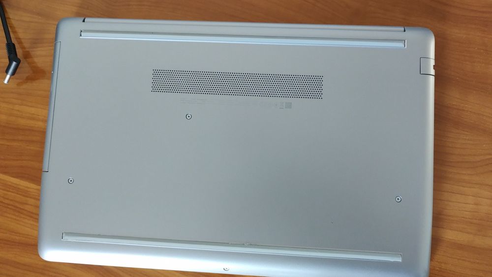 Laptop HG 255 G7 Ryzen 5 with Radeon Vega 8 stare impecabila