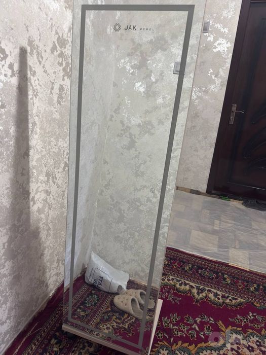 Продается зеркало
