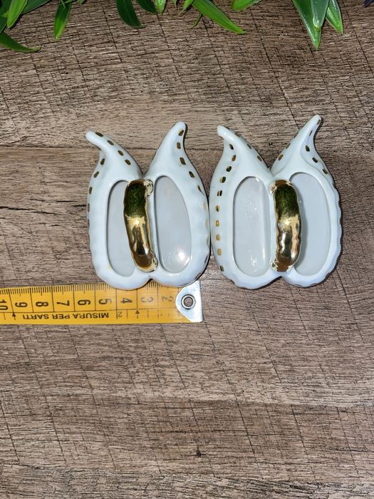 Set de 2 Coșuri în Formă de Pantof, Alb cu Detalii Auri