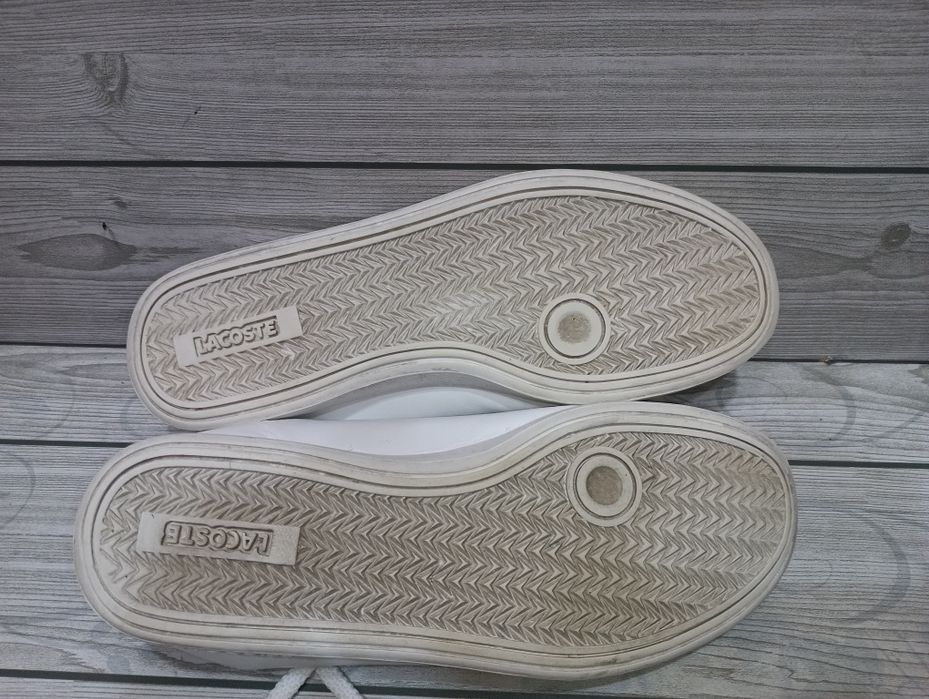 Lacoste Unisex N 42 кожени