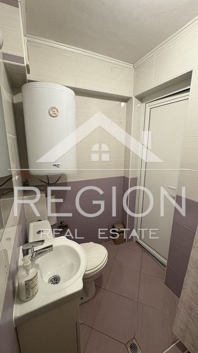 Дава се под наем Двустаен апартамент в Варна, Левски - 55 кв.м за 448.8 € - Снимка #3