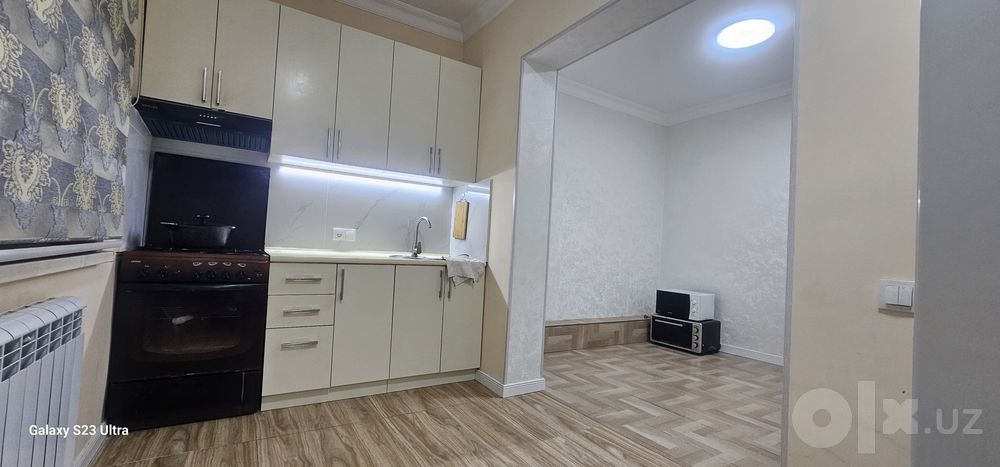 Yashnabod tumani Qo'yliq panelniy kvartira 115 kv 2 -etaj 4 xona yangi