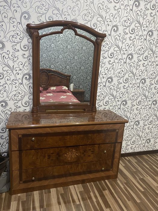 Продам спальни гарнитур