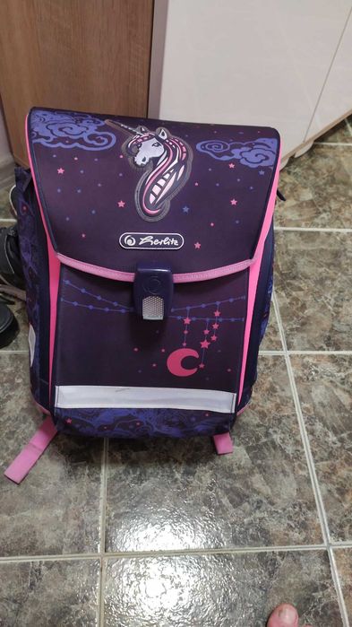 Продавам  детска ученическа раница Herlitz Midi Unicorn Night/еднорог