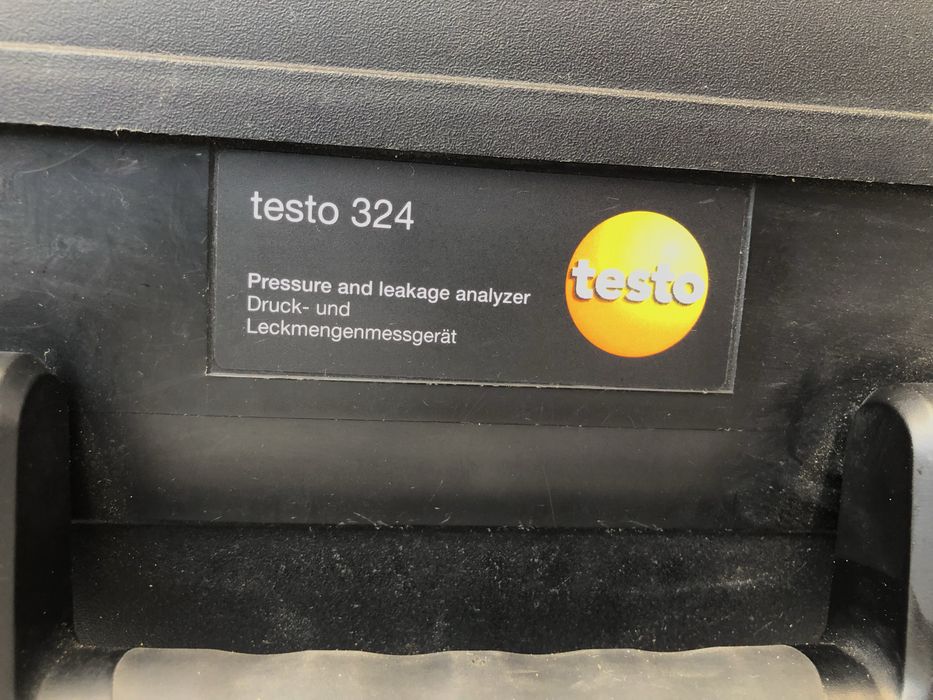 testo 324 - Instrument pentru măsurarea presiunii și identificarea scurgerilor de gaz