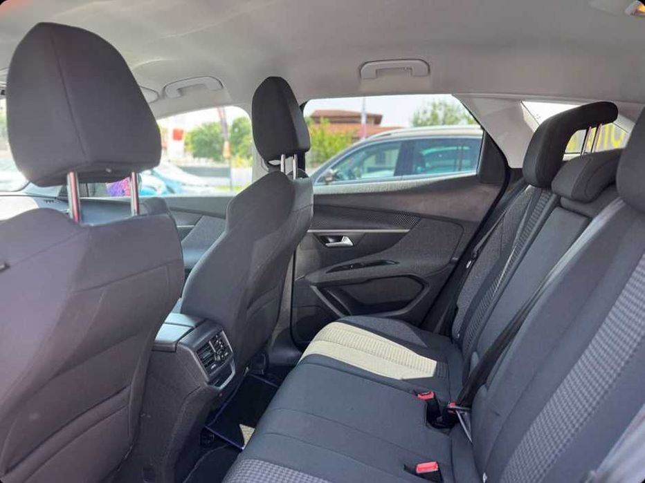 Peugeot 3008 2019 1.2 PureTech