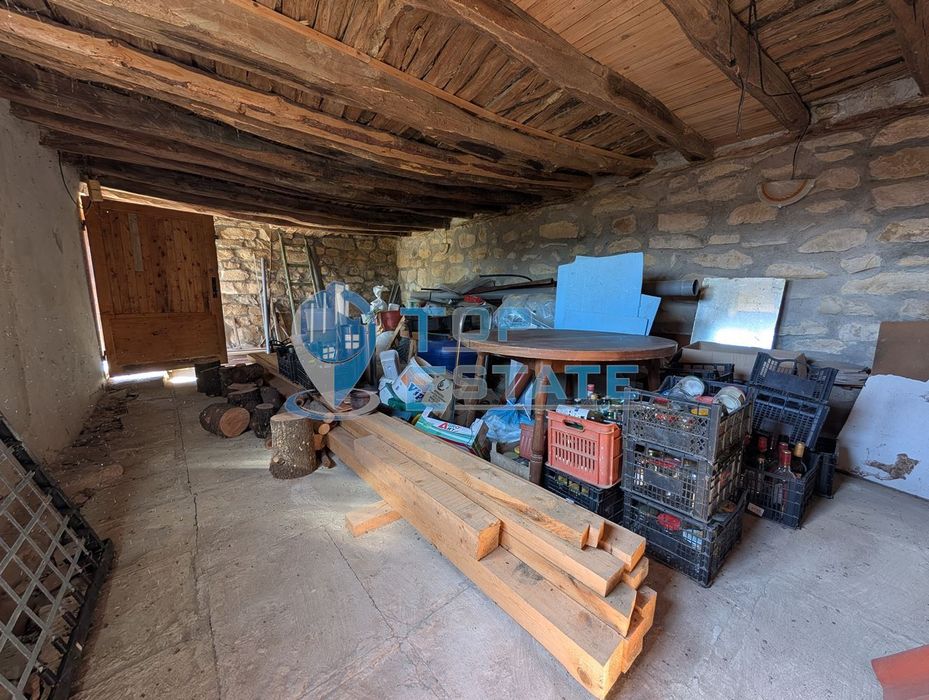 Къща с прекрасна панорама в село Длъжка поляна, област Търговище