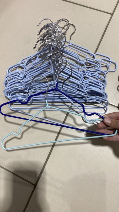 Вешалки для одежды детские