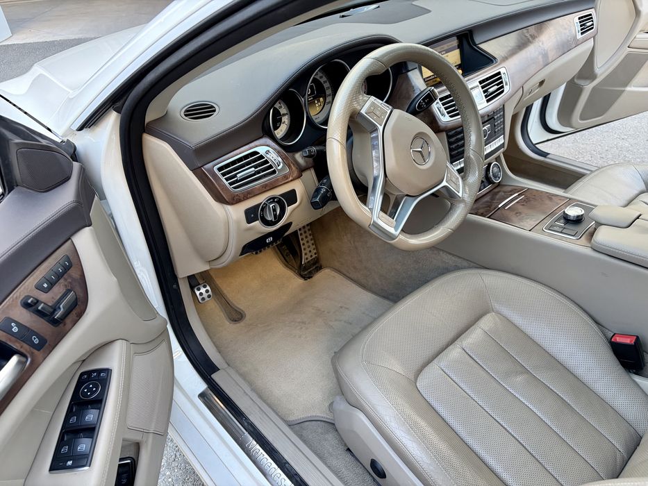 MERCEDES-BENZ CLS 2012 — imagine 5