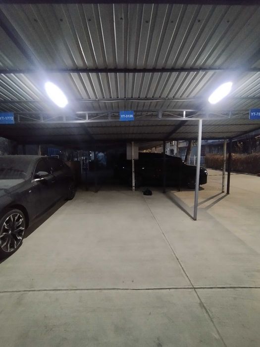 Ц-1,Садык Азимова 3/5/5 77 серия японское посольство. Балкон 2 на 6