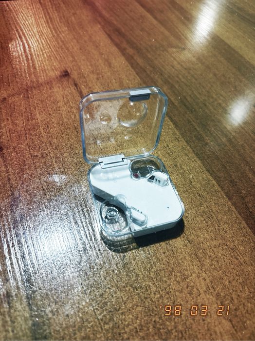 Продам кейс nothing ear 1