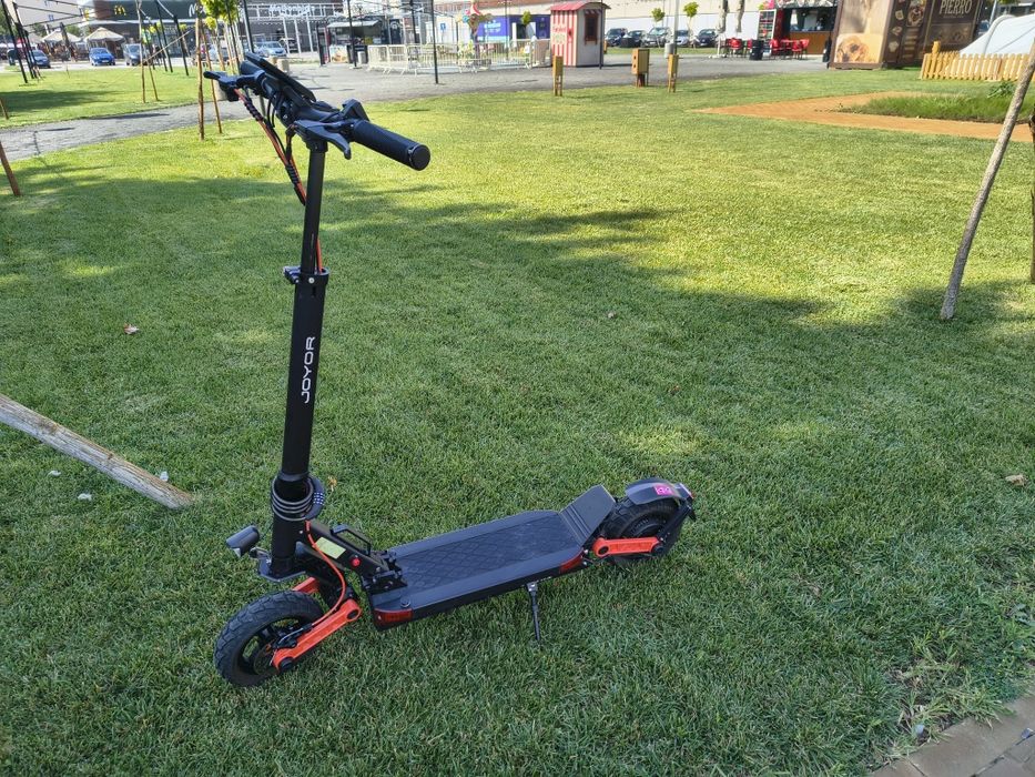 Trotinetă Joyor S8(45 km/h;autonomie mare :26 Ah)