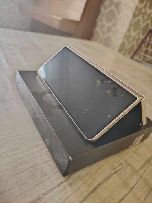 Samsung z fold 4/512