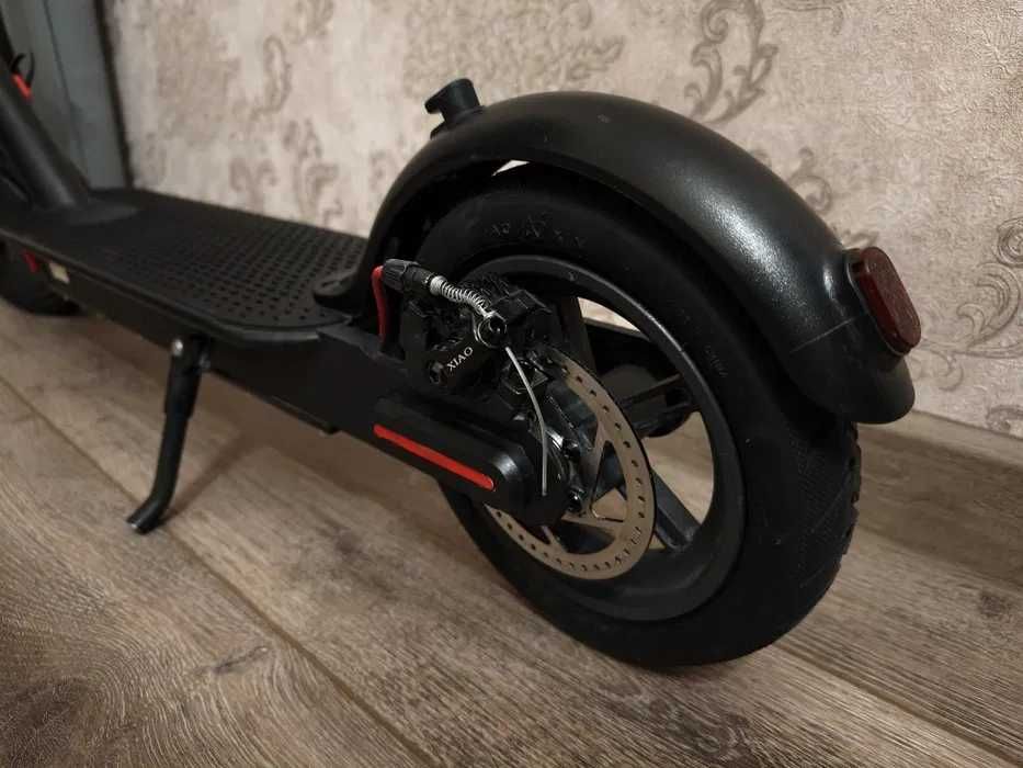 Электросамокат E-scooter