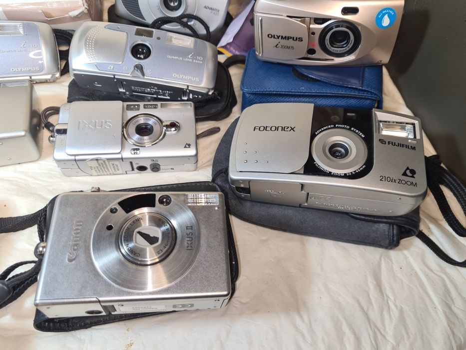 Фотоапарати различни марки и модели