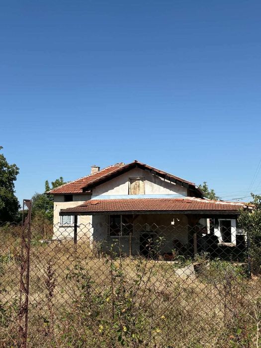 Продава се Къща в Враца, Дъбника - 2000 кв.м за 26 €/кв.м - Снимка #2