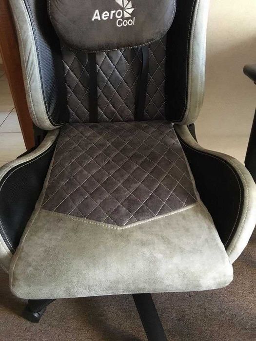 Игровое кресло AeroCool Duke Ash