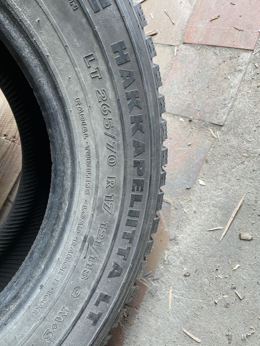 Продам зимние шины