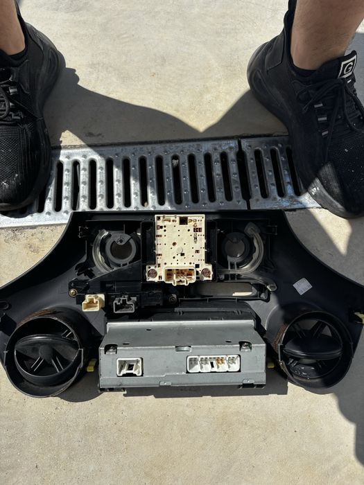 Тойота Ярис 1.3vvti