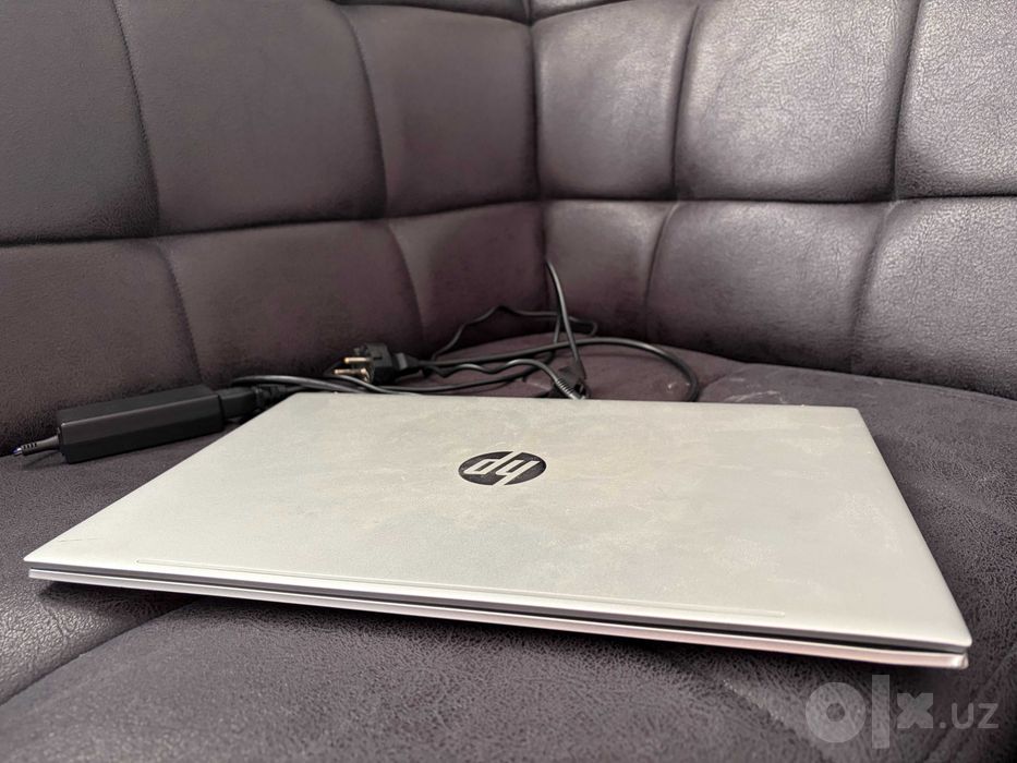 HP Pavilion 15 (Ryzen 3 4300U / 8GB / SSD 256GB)