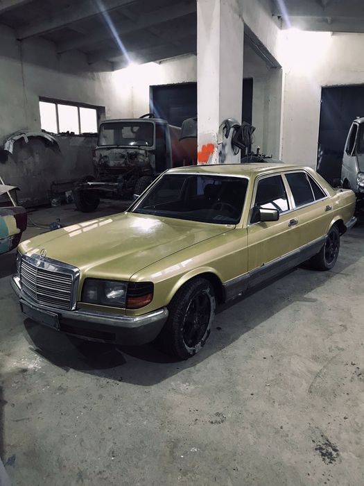W126 mercedes benz