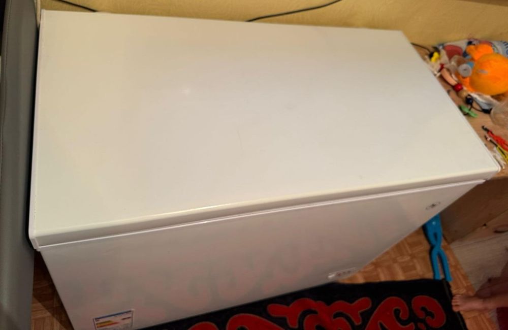 Морозильник 249 литров