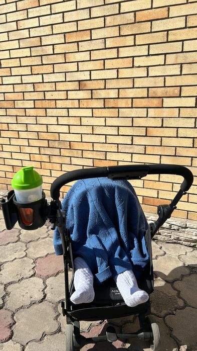 Продам коляску anex air z