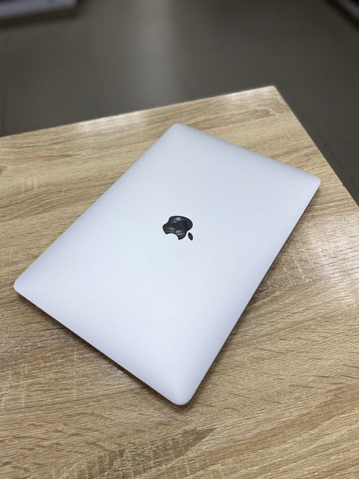 MacBook Pro 14 inch (2017)  (ТМ79)