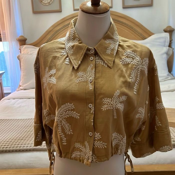 Къса ленена риза ZARA с бродерия на палми