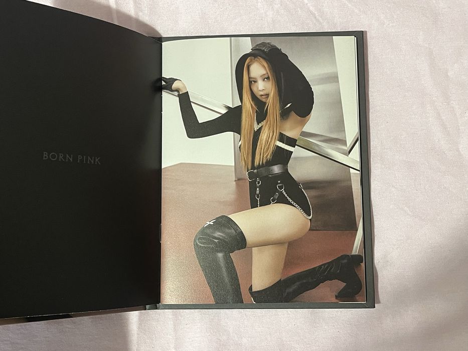 ТРИ К-поп  албума BLACKPINK