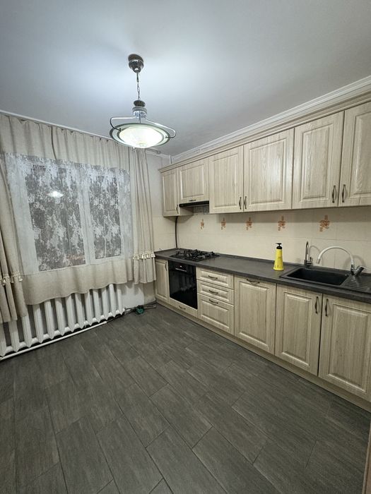 3-комнатная квартира 63 кв. метр, 88 года, 20 микр