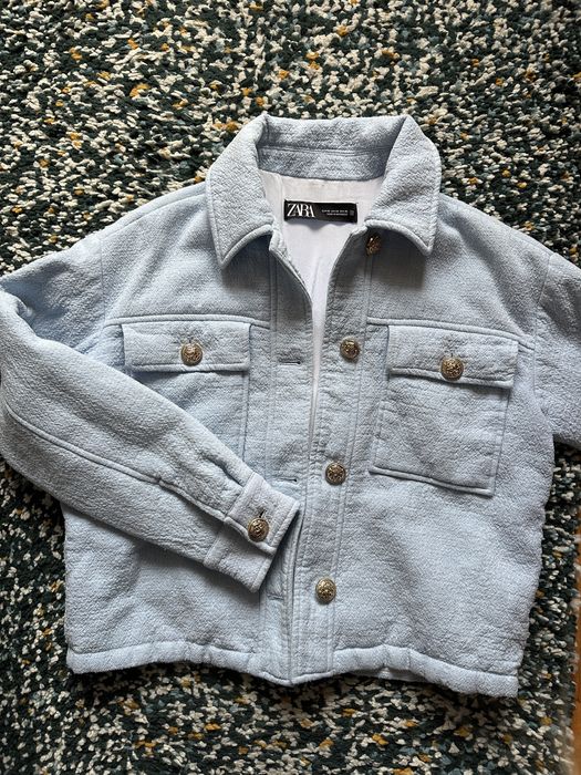 Синьо яке на Зара