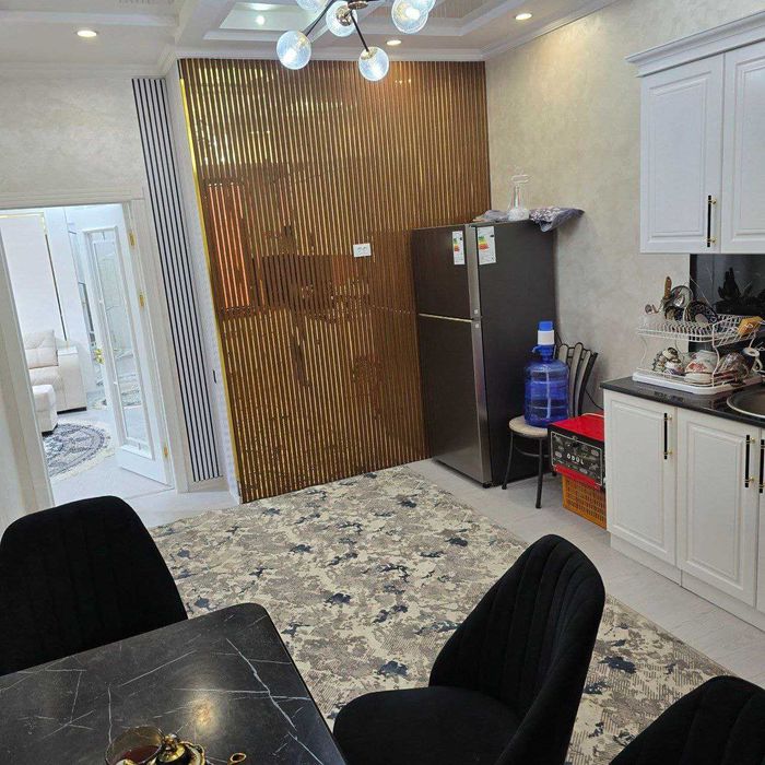 Ижарага люкс квартира бор ислохот кизил домда