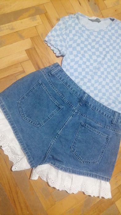 Добре комбинирани  дрешки в синьо