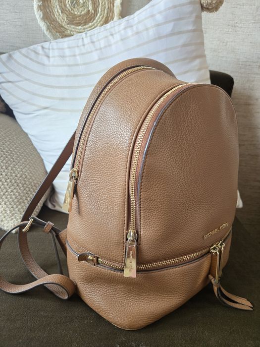 Michael kors раница като Нова